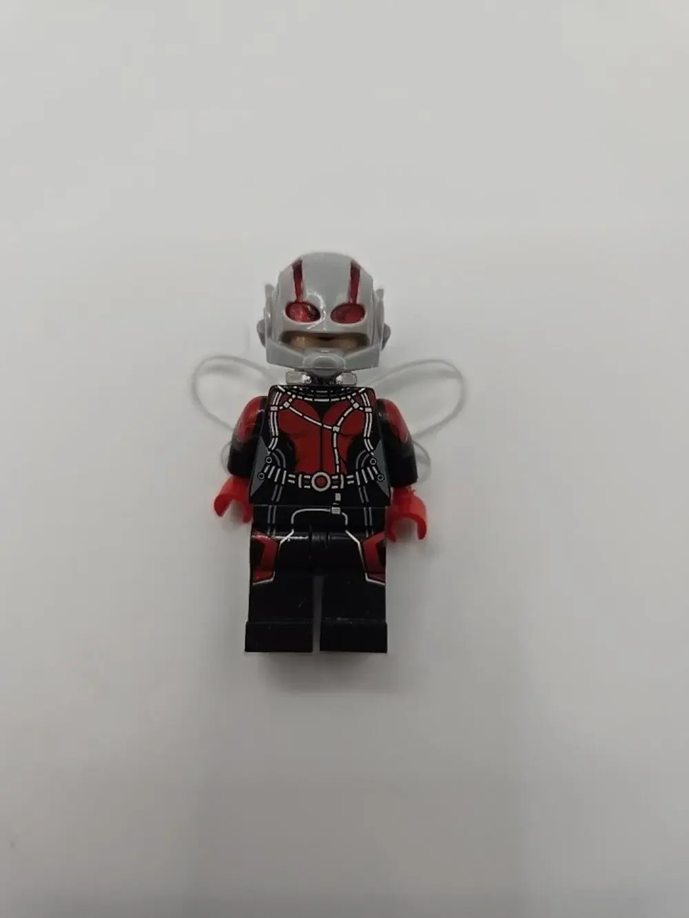 Lego Ant-Man 76109 Upgraded Suit Super Heroes Minifigure